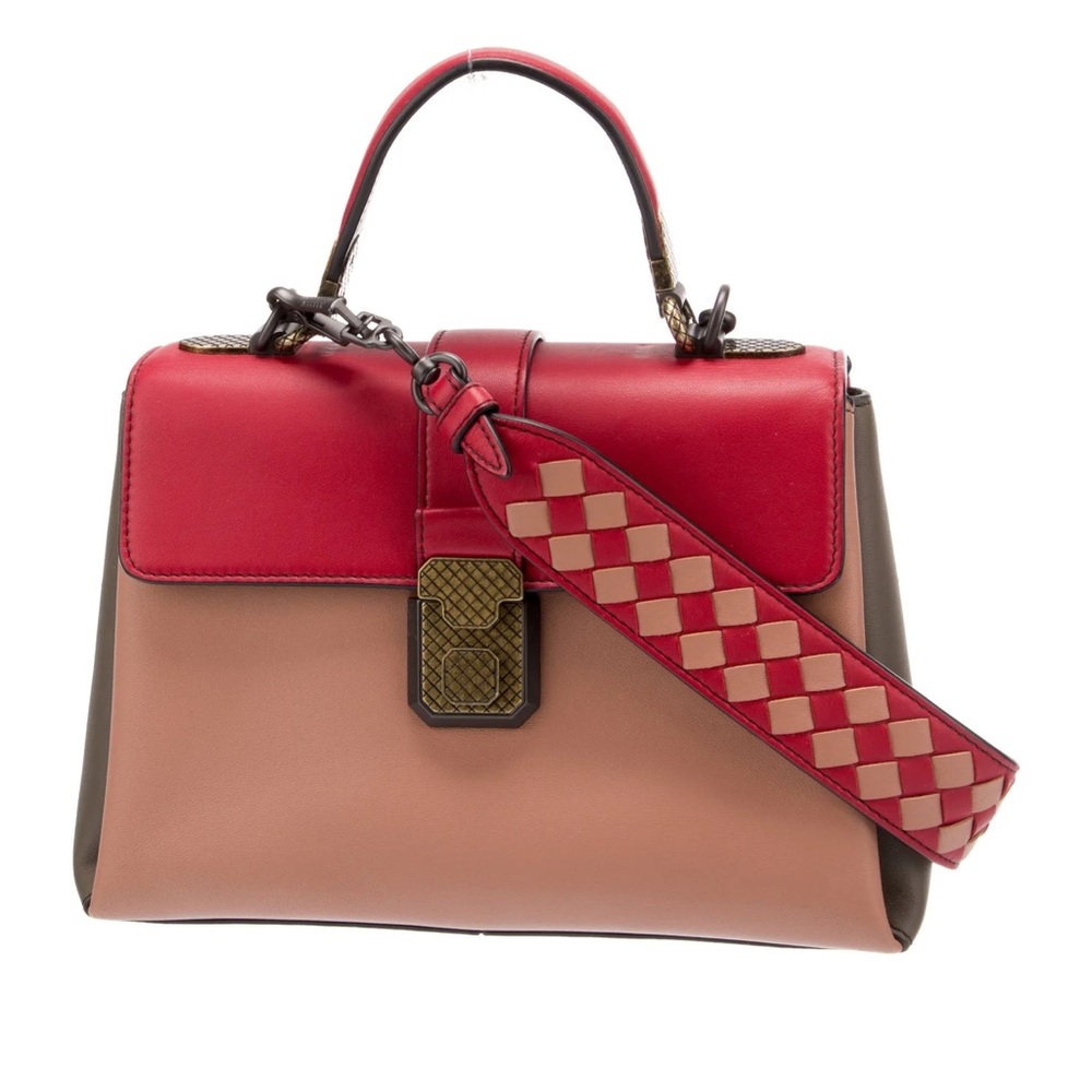 🔥Gorgeous Authentic Bottega Veneta piazza top handle bag